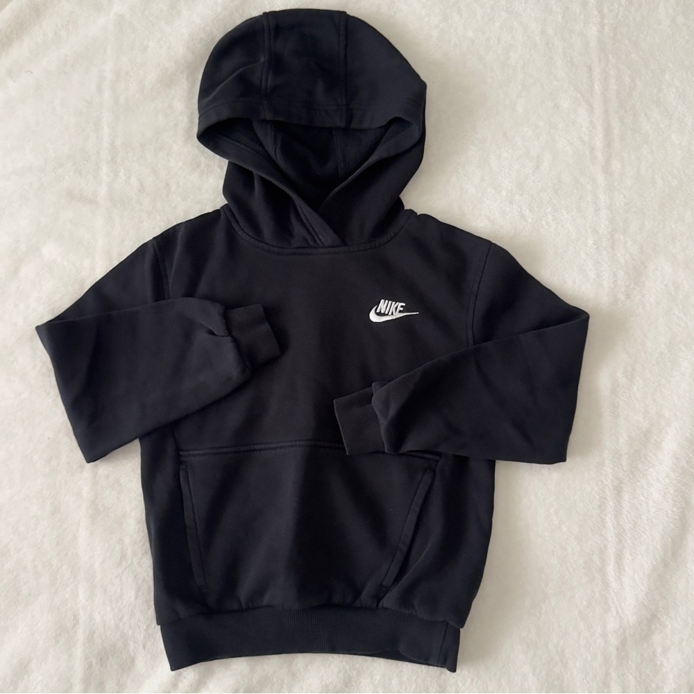 Nike Kids Black Pullover Hoodie size Small